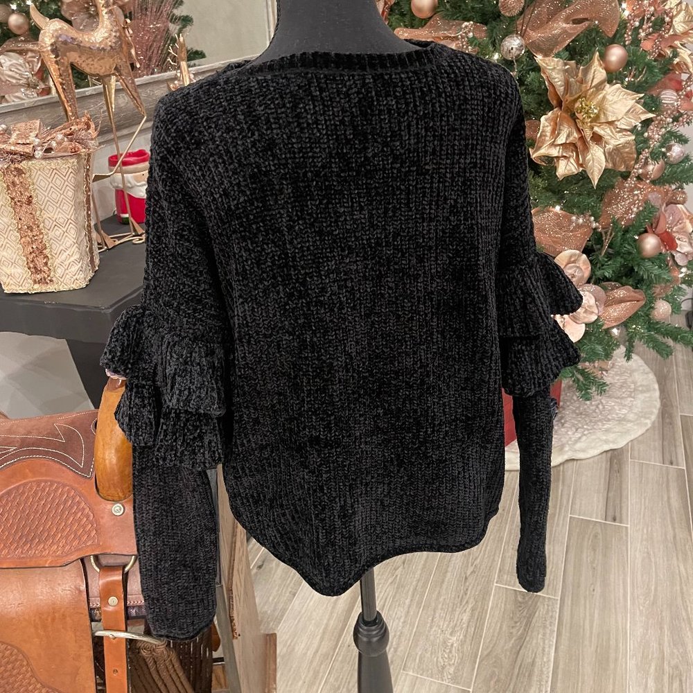 Mossimo Ruffle Sleeve Sweater - Picture 4 of 5